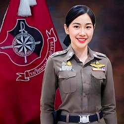 ผู้กองหมิว ที่ปรึกษาบริษัท